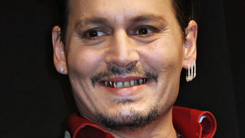 Johnny Depp Teeth: Lip Location When Smiling